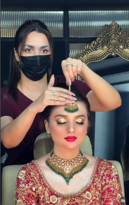 About Us Picture Sarah